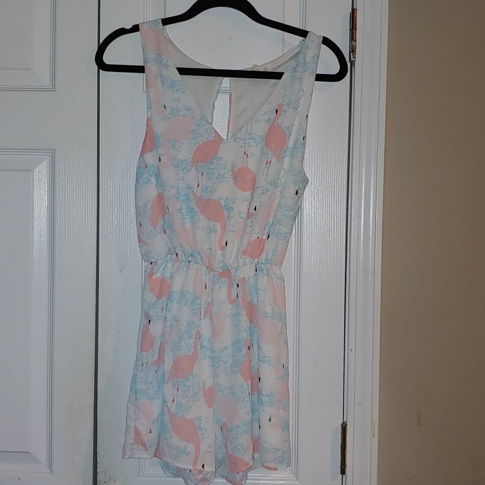 Vestique flamingo pink turquoise romper  Sz M